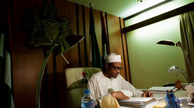 Acting President Osinbajo signs 2017 budget