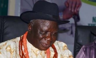 Police apologise to Edwin Clark over invasion of his residence