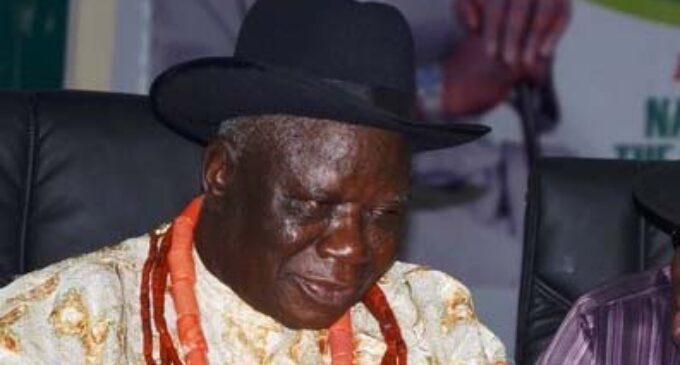 Police apologise to Edwin Clark over invasion of his residence