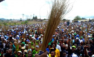 Tinubu, APC breeding corruption, says PDP