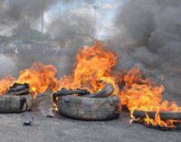 Lagos mob sets suspected kidnapper ablaze
