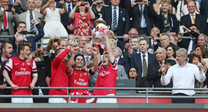 Arsenal lift FA Cup to end 9-year drought
