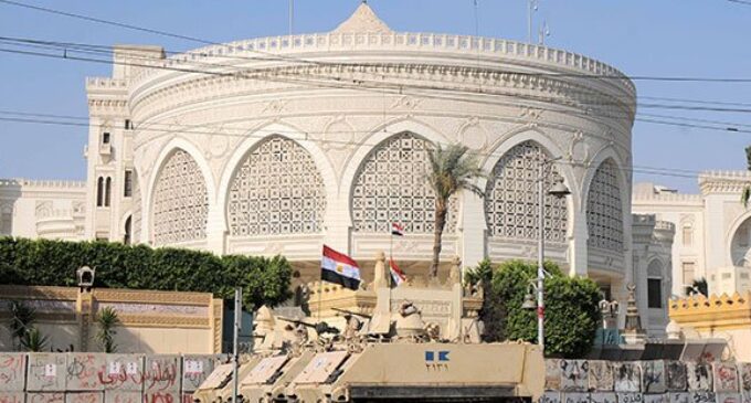 Explosion kills colonel at Egypt presidential palace