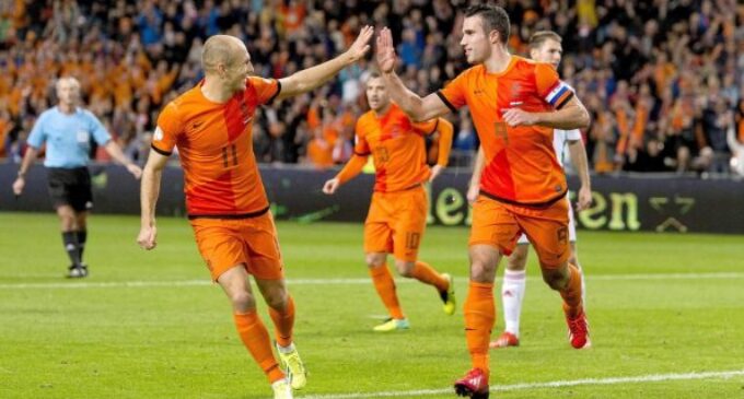 COUNTDOWN 8: RVP, Robben to finalise van Gaal’s parting gift