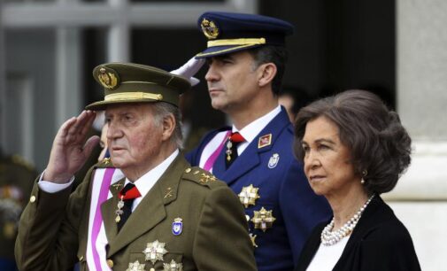 Spain King to step down for son