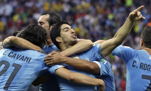 Half-fit Suarez pushes England closer to World Cup exit