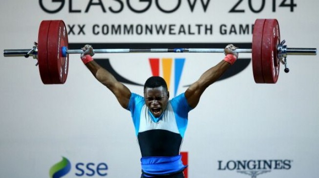 Ayenuwa wins silver in men’s weightlifting