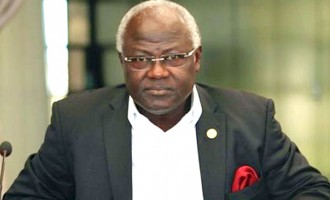 Ebola: Sierra Leone president declares state of emergency
