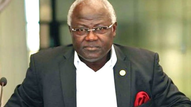 Ebola: Sierra Leone president declares state of emergency
