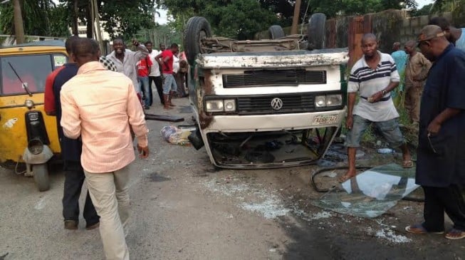 Many injured in Lagos car crash