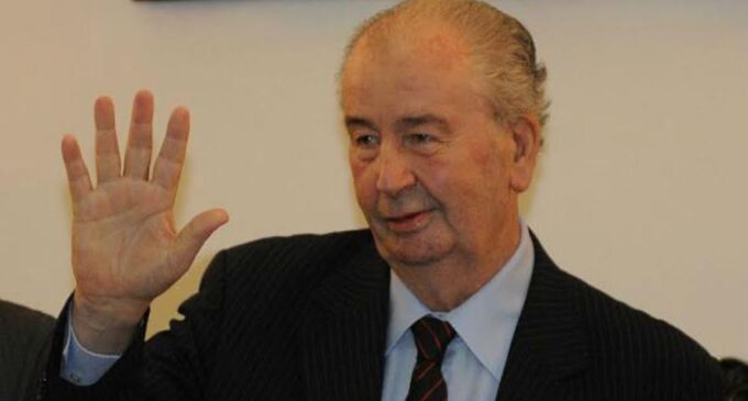 Grondona, the man who never spoke English, dies at 82