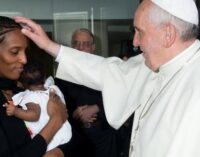 Pope meets Sudanese sentenced to death for apostasy