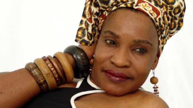 Amputate pirates, Stella Monye proposes