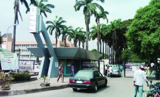 LUTH nurses begin indefinite strike