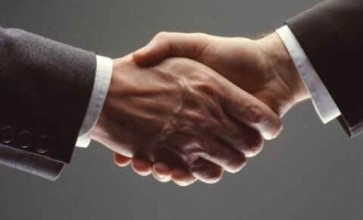 Ebola: Niger CAN stops handshakes in churches