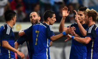 Di Maria inspires Argentina’s rout of world champions