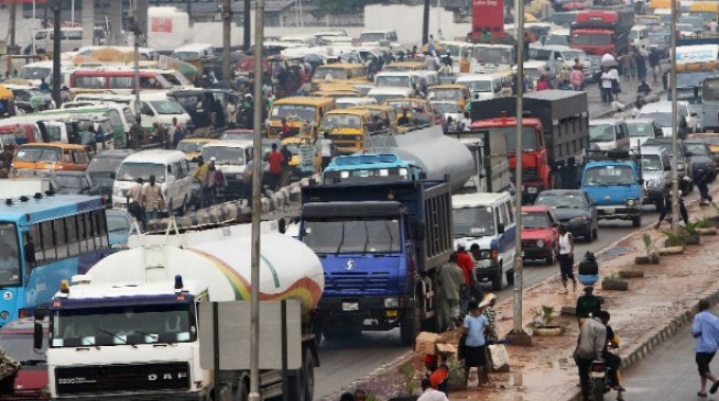 YOUR VERDICT: Horn-free Lagos ‘not possible’