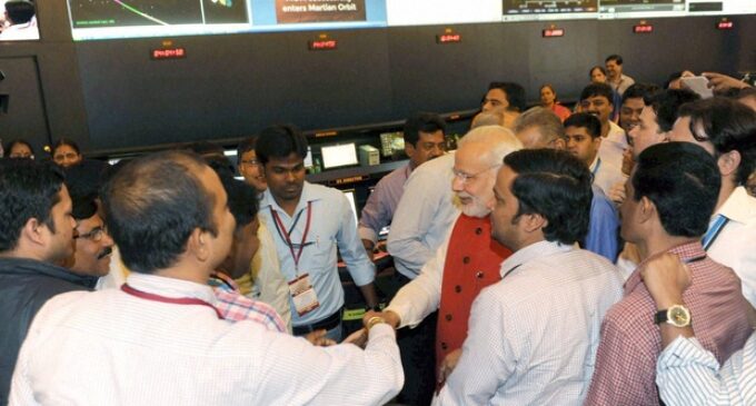 India breaks record, reaches Mars on first attempt