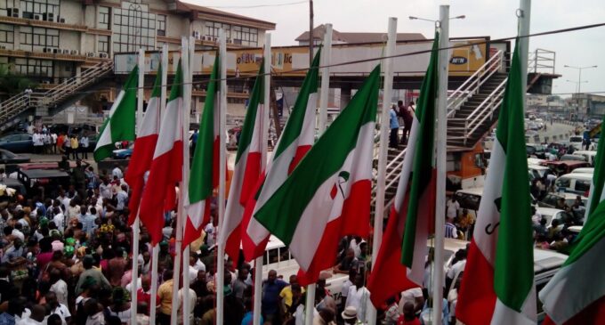 Tension as police surround PDP secretariat in Abia