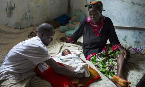 Ebola: Rejected woman delivers twins on the street