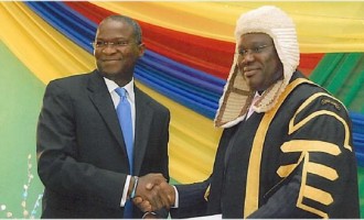 Fashola presents N489.69bn budget proposal for 2015