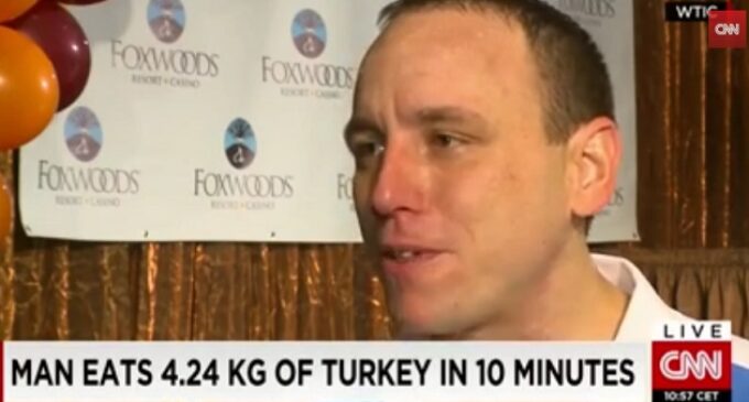 Man eats 4.24 kg of Turkey in 10 minutes