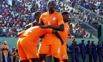 Yaya Toure sends quit notice