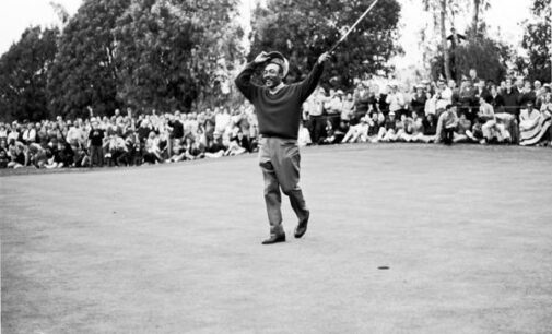 Sifford, first black PGA golfer, dies at 92