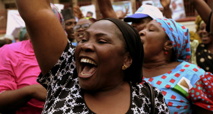 Jubilant crowd celeberate Buhari’s victory in Abuja