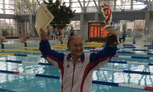 Centenarian sets 1,500-metre freestyle swim record