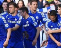 Chelsea head for title after win against United