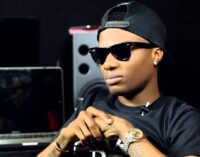 Chris Brown features Wizkid on Amsterdam tour