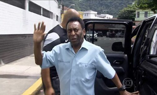Pele hospitalised after collapsing due to exhaustion