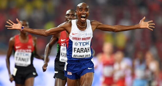 Mo Farah wins 10,000m World Championships gold