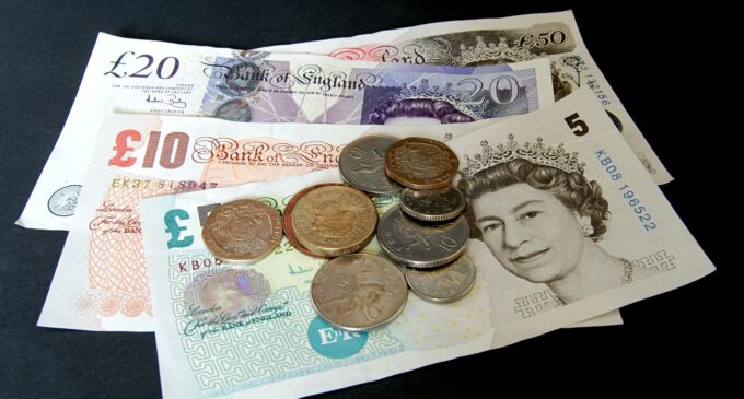 Sterling lower ahead of UK employment data