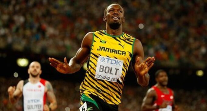 Usain Bolt wins 200m