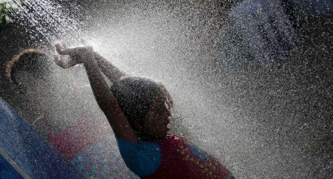 Heatwave hits Africa, kills 61 in Egypt