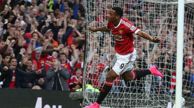 Martial’s goal on debut secures United win against Liverpool