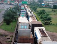 Lagos begins evacuation of tankers on Apapa-Oshodi expressway
