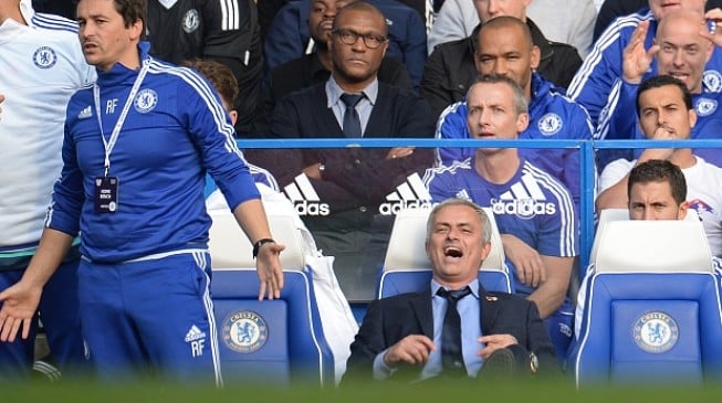 Mourinho on the brink as Klopp earns first PL win
