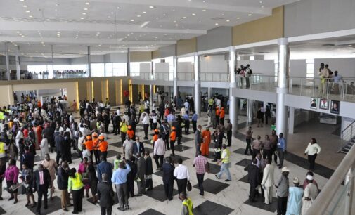 Sirika: Airport security will soon carry arms