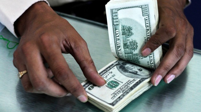 CBN directs BDCs to sell dollars at 362/$1