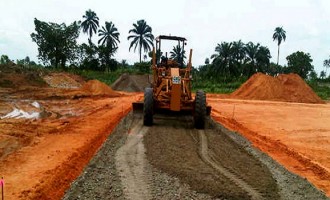 Oyegun begs minister to finish east-west road