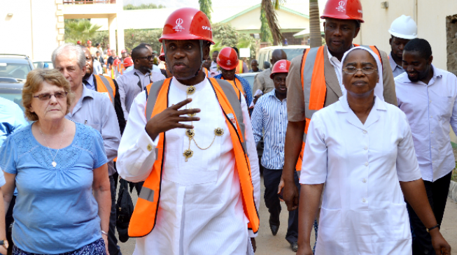 Amaechi: FG working to secure loan for upgrade of eastern rail lines