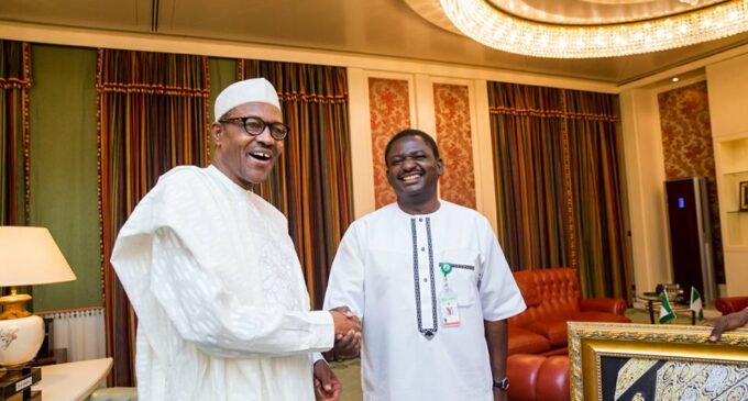 EXTRA: Buhari is not stingy… he gave me an envelope filled with foreign currency, says Femi Adesina