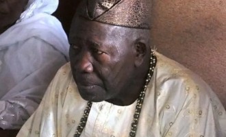 Olubadan gets 21-day ultimatum to ‘act right’ or lose throne