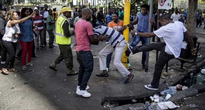 Again, South Africans descend on Nigerians, ‘burn cars, destroy church’