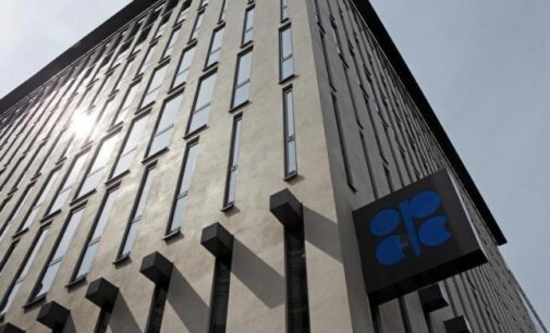 Non-OPEC states agree to oil cut – first in 15 years