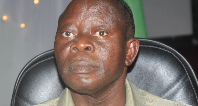 Oshiomhole: GEJ starved APC states of funds