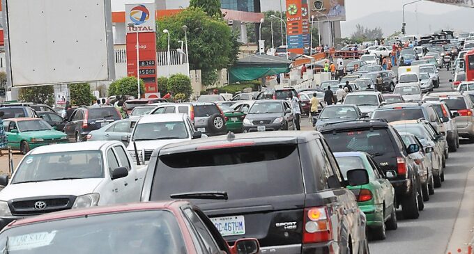 Fuel scarcity: Lagos threatens to impound vehicles obstructing traffic